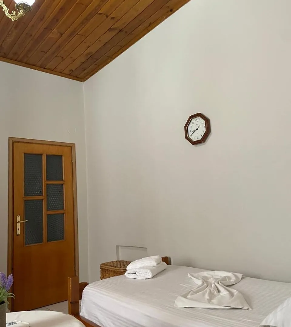 Elion Apartment Gjirokaster 0*,  Albania