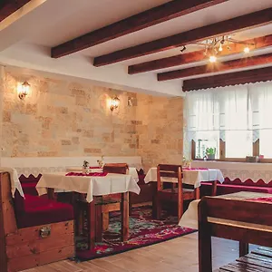 Hostal Friends' &